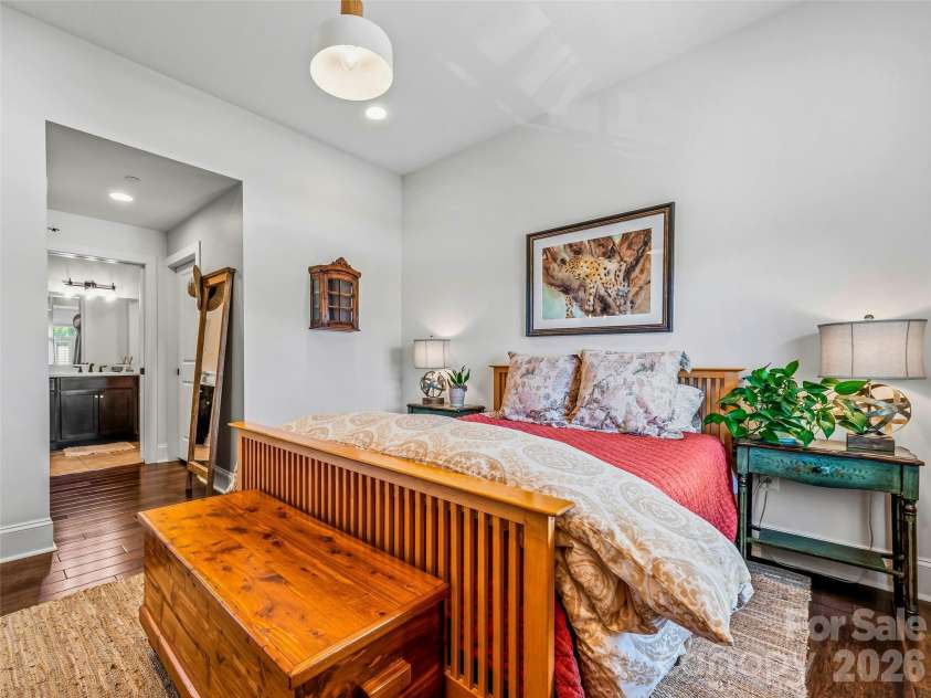 29 French Broad Street, Brevard, NC 28712.  MLS# CAR4231925, YatesRealty ID 15990. 