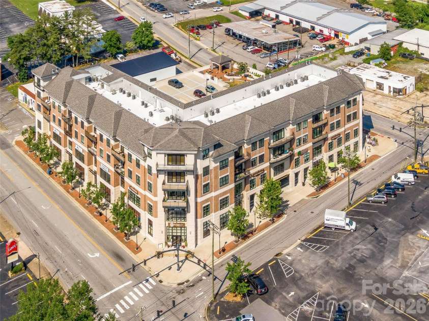 29 French Broad Street, Brevard, NC 28712.  MLS# CAR4231925, YatesRealty ID 15990. Downtown Brevard Condo