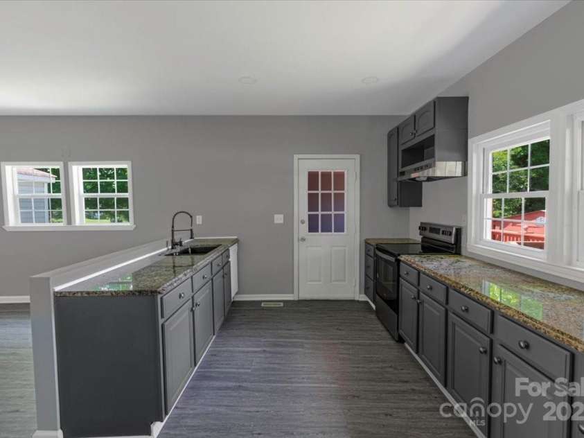 315 Washington Avenue, Bessemer City, NC 28016.  MLS# CAR4263277, YatesRealty ID 15990. 