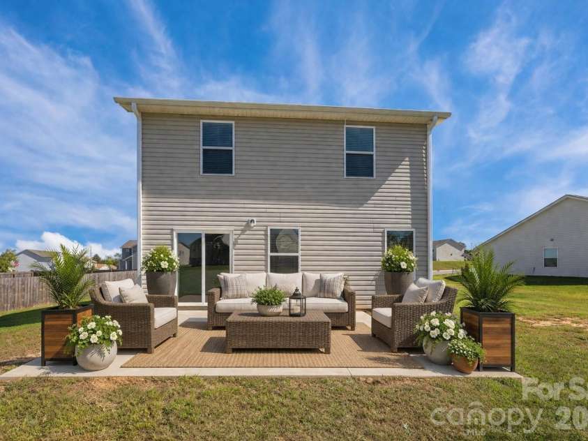 163 Kipling Lane, Kings Mountain, NC 28086.  MLS# CAR4367011, YatesRealty ID 15991. 