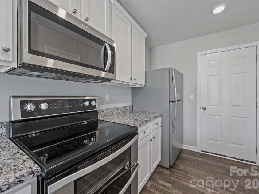 163 Kipling Lane, Kings Mountain, NC 28086.  MLS# CAR4367011, YatesRealty ID 15991. 