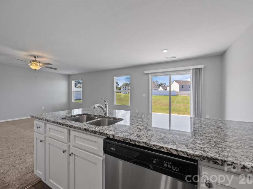 163 Kipling Lane, Kings Mountain, NC 28086.  MLS# CAR4367011, YatesRealty ID 15991. 