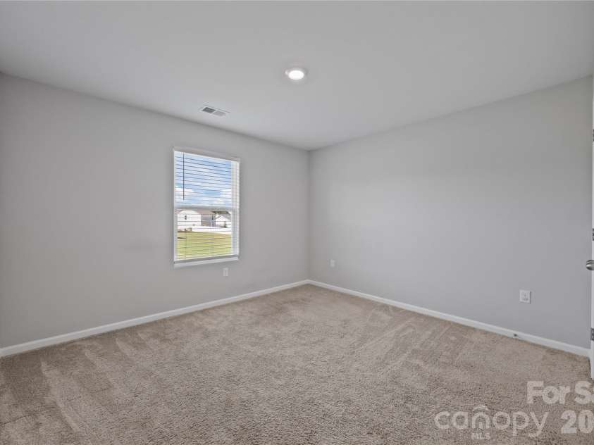 163 Kipling Lane, Kings Mountain, NC 28086.  MLS# CAR4367011, YatesRealty ID 15991. 