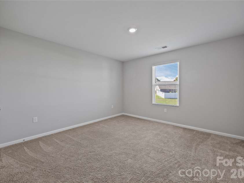 163 Kipling Lane, Kings Mountain, NC 28086.  MLS# CAR4367011, YatesRealty ID 15991. 