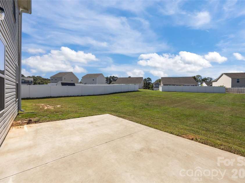 163 Kipling Lane, Kings Mountain, NC 28086.  MLS# CAR4367011, YatesRealty ID 15991. 