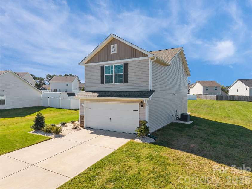 163 Kipling Lane, Kings Mountain, NC 28086.  MLS# CAR4367011, YatesRealty ID 15991. 