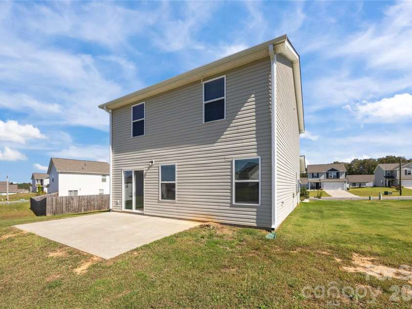 163 Kipling Lane, Kings Mountain, NC 28086.  MLS# CAR4367011, YatesRealty ID 15991. 