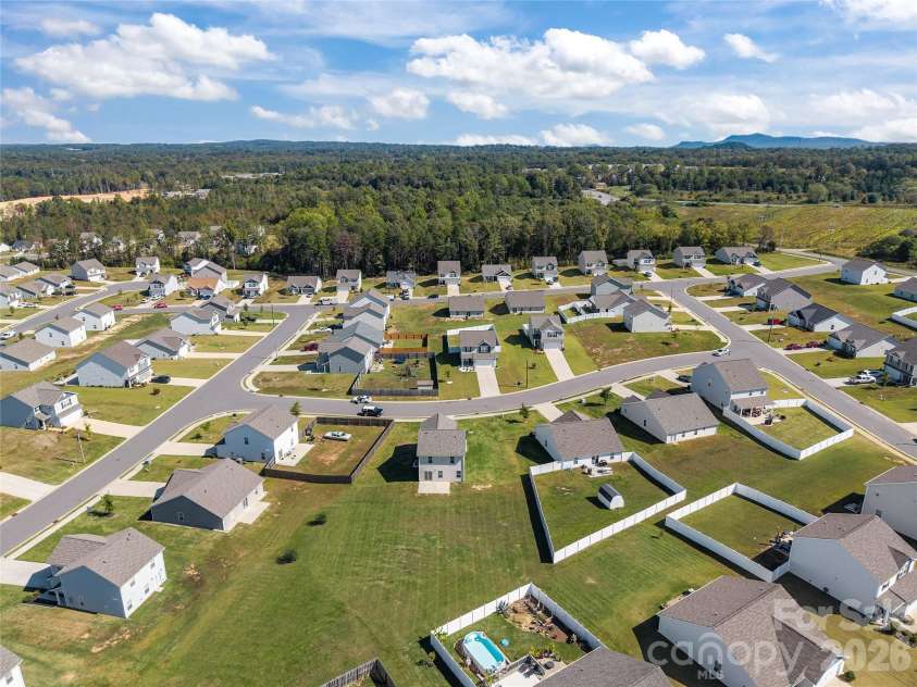 163 Kipling Lane, Kings Mountain, NC 28086.  MLS# CAR4367011, YatesRealty ID 15991. 