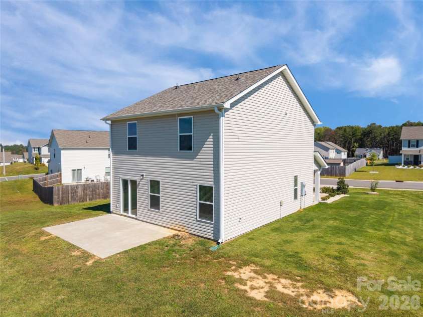 163 Kipling Lane, Kings Mountain, NC 28086.  MLS# CAR4367011, YatesRealty ID 15991. 