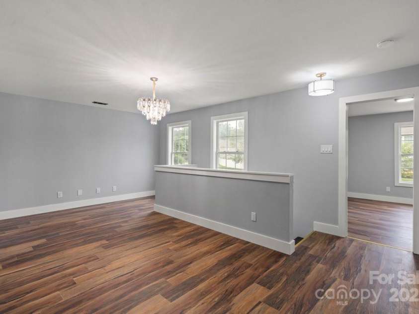 3124 Pikes Peak Drive, Gastonia, NC 28052.  MLS# CAR4264089, YatesRealty ID 15992. 