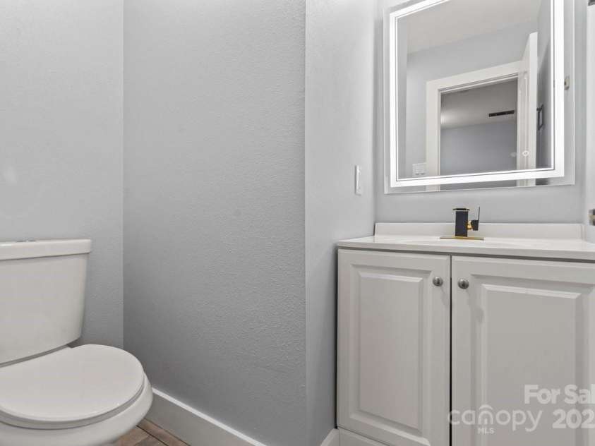 3124 Pikes Peak Drive, Gastonia, NC 28052.  MLS# CAR4264089, YatesRealty ID 15992. 