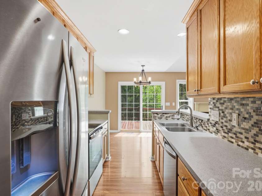 610 Mountain Place, Albemarle, NC 28001.  MLS# CAR4366298, YatesRealty ID 15993. 