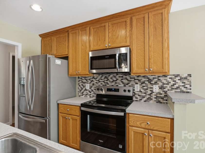 610 Mountain Place, Albemarle, NC 28001.  MLS# CAR4366298, YatesRealty ID 15993. 