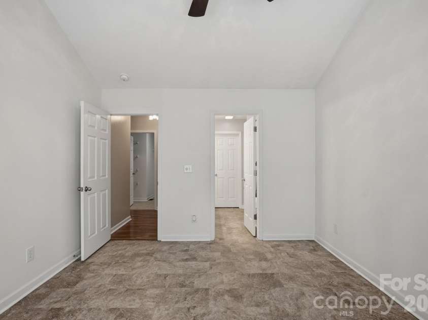 610 Mountain Place, Albemarle, NC 28001.  MLS# CAR4366298, YatesRealty ID 15993. 