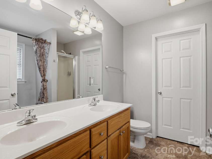 610 Mountain Place, Albemarle, NC 28001.  MLS# CAR4366298, YatesRealty ID 15993. 