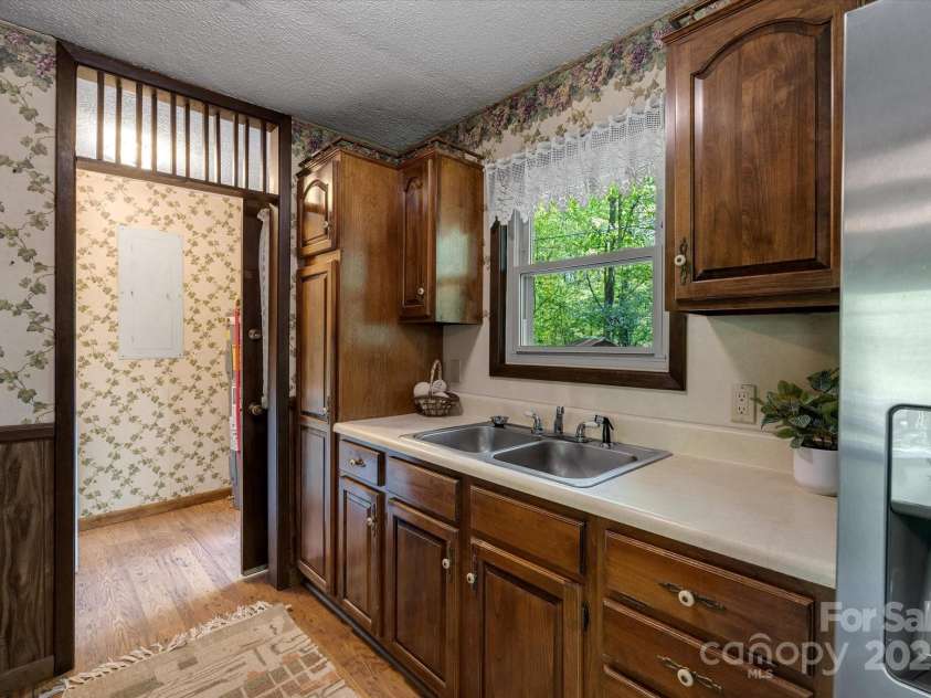 12 Thumper Lane, Arden, NC 28704.  MLS# CAR4257191, YatesRealty ID 15994. 