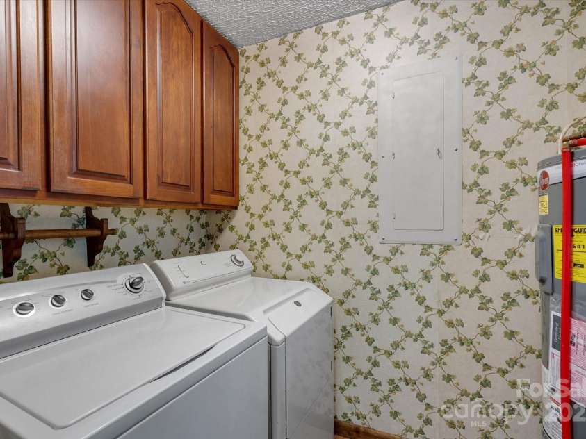 12 Thumper Lane, Arden, NC 28704.  MLS# CAR4257191, YatesRealty ID 15994. 