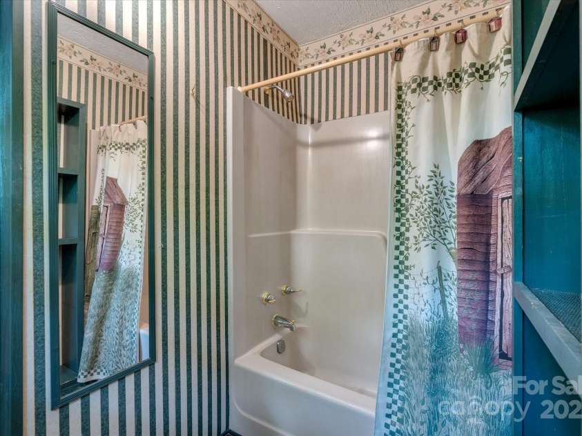 12 Thumper Lane, Arden, NC 28704.  MLS# CAR4257191, YatesRealty ID 15994. 