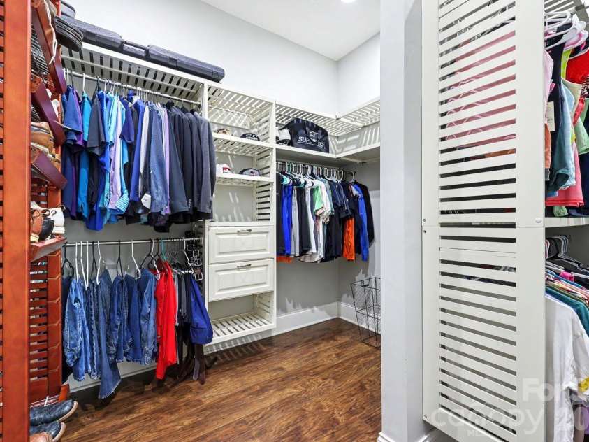 7575 Cottonwood Drive, Denver, NC 28037.  MLS# CAR4367769, YatesRealty ID 15994. 