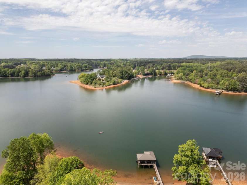 7575 Cottonwood Drive, Denver, NC 28037.  MLS# CAR4367769, YatesRealty ID 15994. 