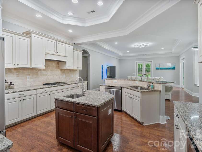 7575 Cottonwood Drive, Denver, NC 28037.  MLS# CAR4367769, YatesRealty ID 15994. 