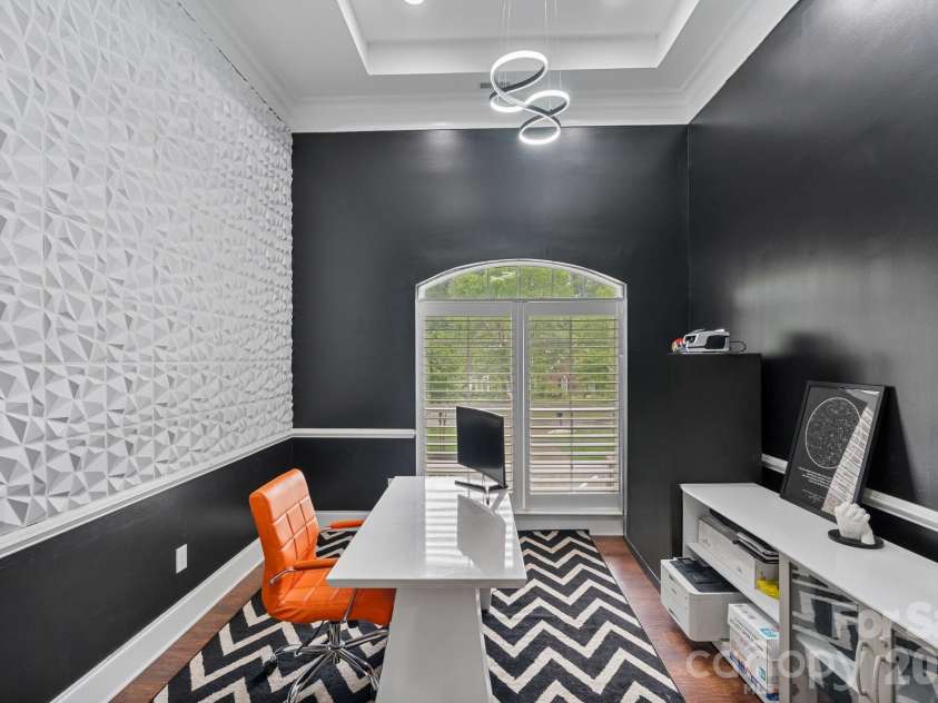7575 Cottonwood Drive, Denver, NC 28037.  MLS# CAR4367769, YatesRealty ID 15994. Office