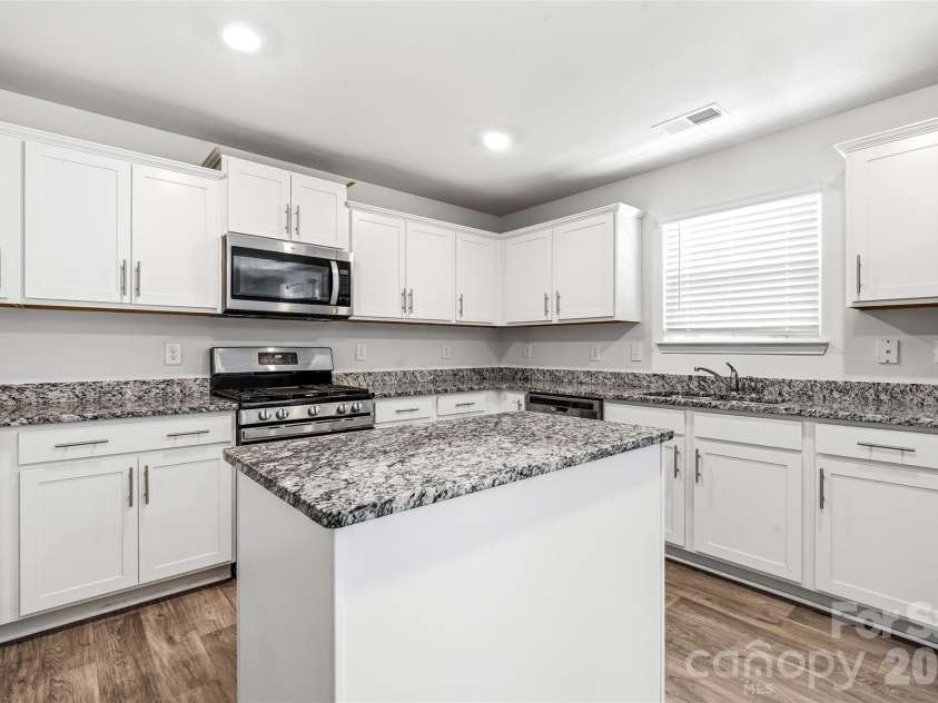 309 Oak Branch Road, Arden, NC 28704.  MLS# CAR4365148, YatesRealty ID 15995. 