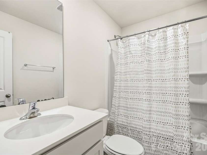 309 Oak Branch Road, Arden, NC 28704.  MLS# CAR4365148, YatesRealty ID 15995. 