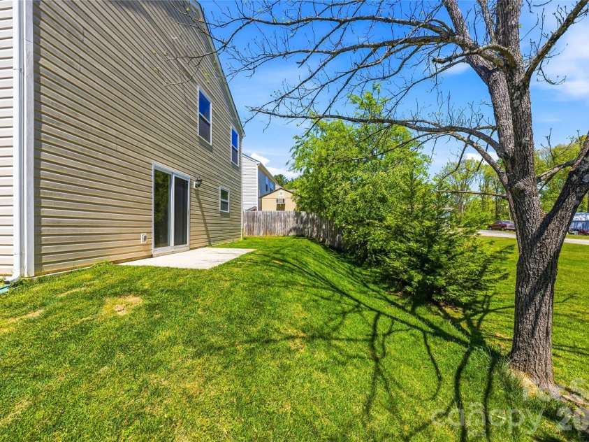 309 Oak Branch Road, Arden, NC 28704.  MLS# CAR4365148, YatesRealty ID 15995. 