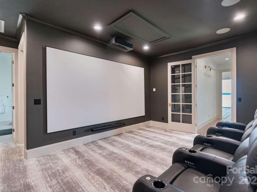 7679 Rabbit Circle, Denver, NC 28037.  MLS# CAR4248734, YatesRealty ID 15997. Media/bonus room