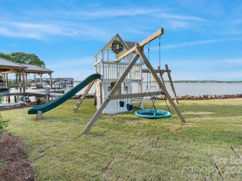 7679 Rabbit Circle, Denver, NC 28037.  MLS# CAR4248734, YatesRealty ID 15997. Plenty of room for outdoor enjoyment and play for all ages!