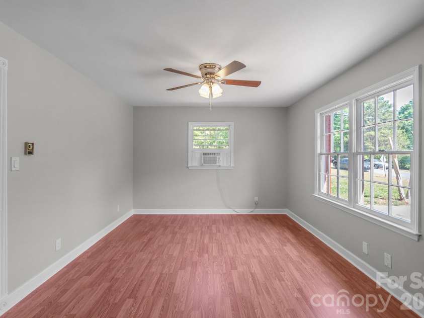 816 Anne Avenue, Waxhaw, NC 28173.  MLS# CAR4368696, YatesRealty ID 15997. 