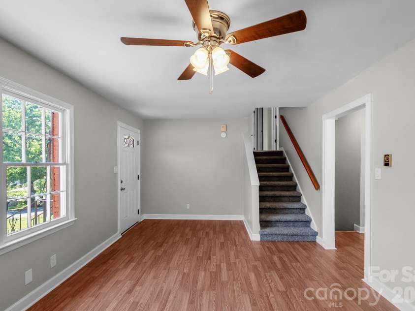 816 Anne Avenue, Waxhaw, NC 28173.  MLS# CAR4368696, YatesRealty ID 15997. 