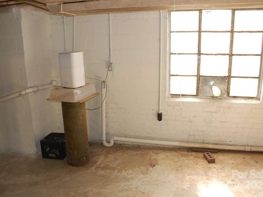2124 Main Street, Albemarle, NC 28001.  MLS# CAR4188559, YatesRealty ID 15998. Washer/Dryer connections