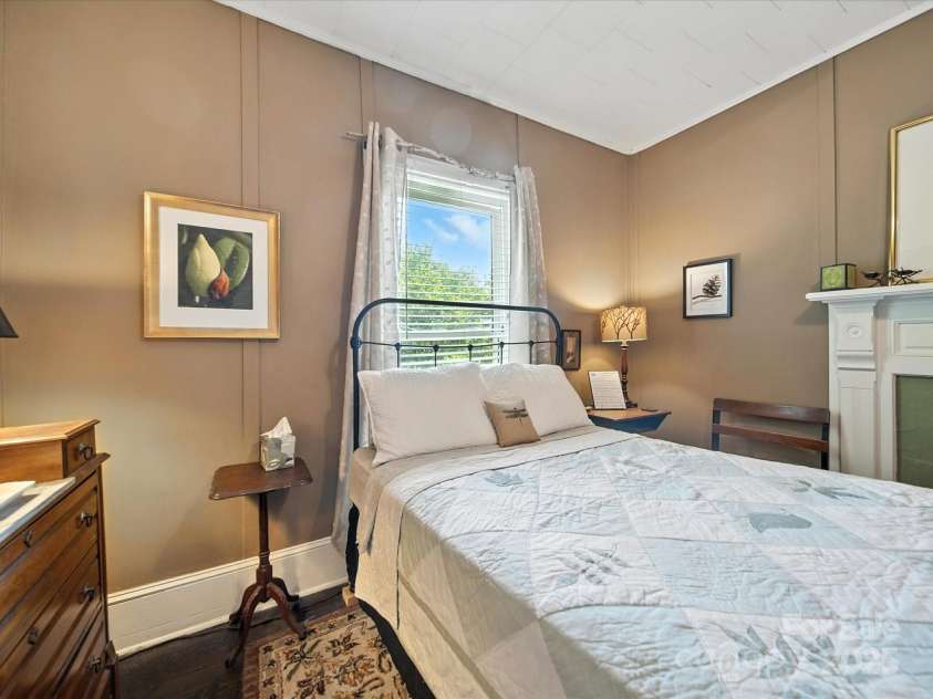 221 Main Street, Clover, SC 29710.  MLS# CAR4307455, YatesRealty ID 16. 