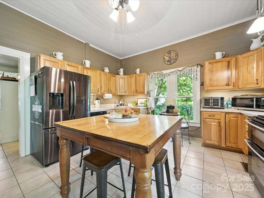 221 Main Street, Clover, SC 29710.  MLS# CAR4307455, YatesRealty ID 16. 