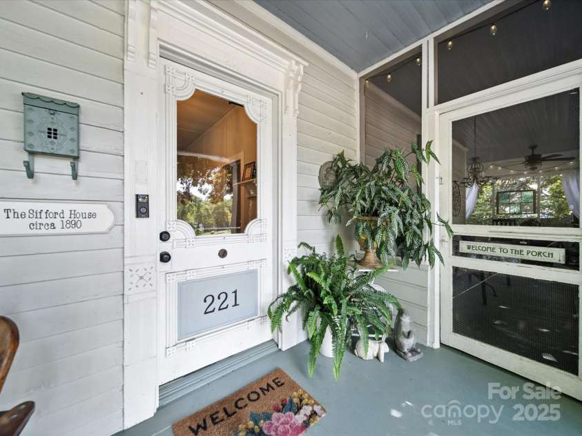 221 Main Street, Clover, SC 29710.  MLS# CAR4307455, YatesRealty ID 16. 