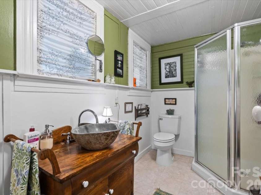 221 Main Street, Clover, SC 29710.  MLS# CAR4400070, YatesRealty ID 16. Secondary full bath on main