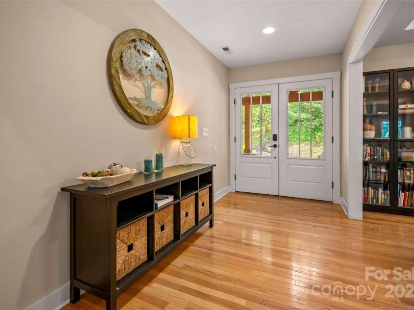 74 Woodlyn Etch Drive, Hendersonville, NC 28792.  MLS# CAR4299485, YatesRealty ID 16. 