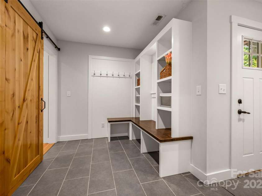 74 Woodlyn Etch Drive, Hendersonville, NC 28792.  MLS# CAR4299485, YatesRealty ID 16. 