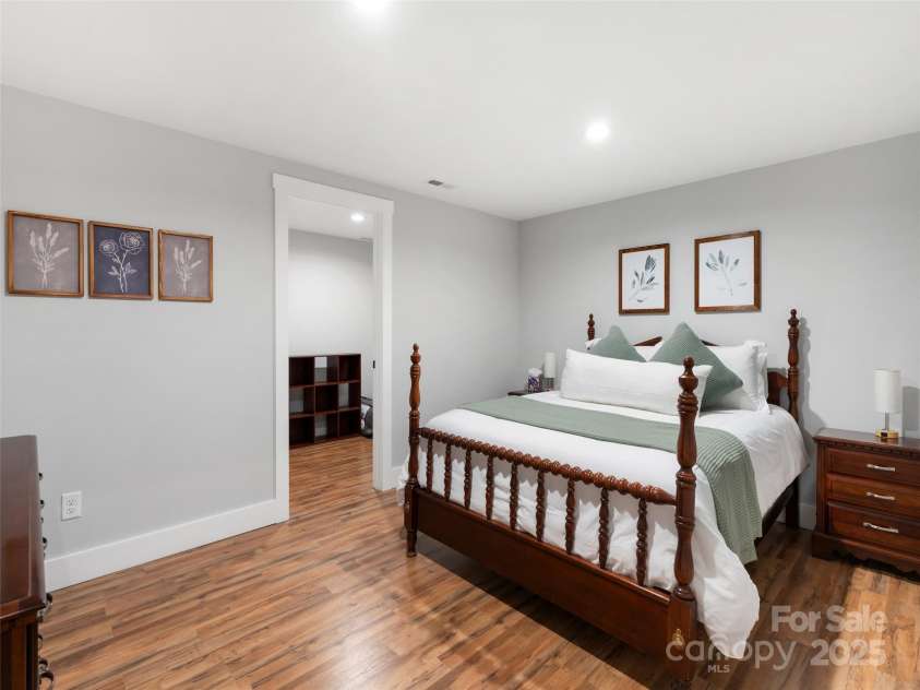 74 Woodlyn Etch Drive, Hendersonville, NC 28792.  MLS# CAR4299485, YatesRealty ID 16. 