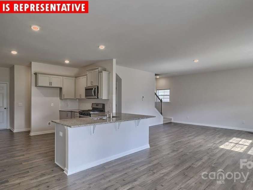 8000 Kennesaw Drive, Gastonia, NC 28056.  MLS# CAR4202258, YatesRealty ID 16. 