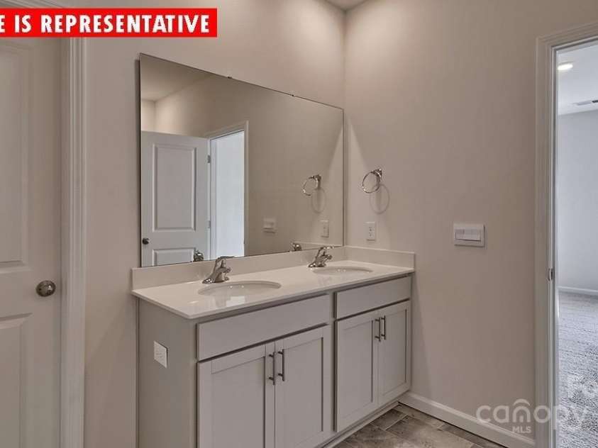 8000 Kennesaw Drive, Gastonia, NC 28056.  MLS# CAR4202258, YatesRealty ID 16. 