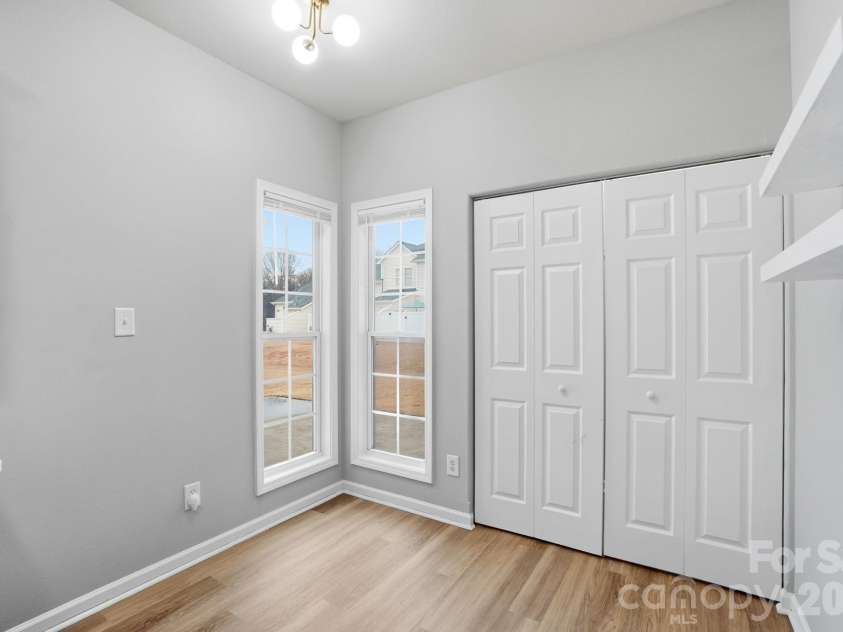 11284 Lions Mane Street, Charlotte, NC 28273.  MLS# CAR4331767, YatesRealty ID 1600. Laundry closet