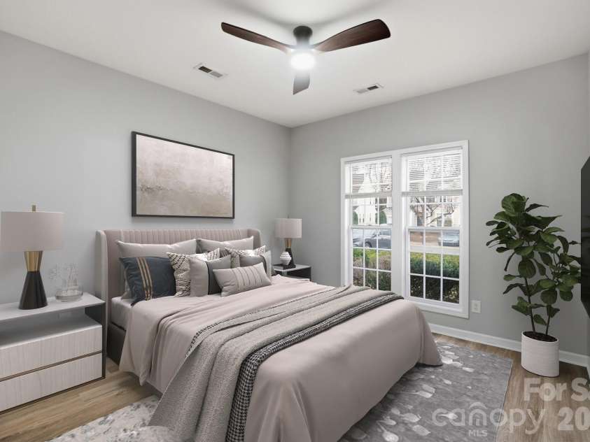 11284 Lions Mane Street, Charlotte, NC 28273.  MLS# CAR4331767, YatesRealty ID 1600. Primary bedroom on main level