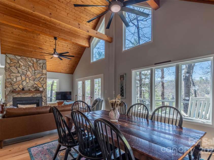 136 Dars Lane, Tuckasegee, NC 28783.  MLS# CAR4248083, YatesRealty ID 1600. Dining Area