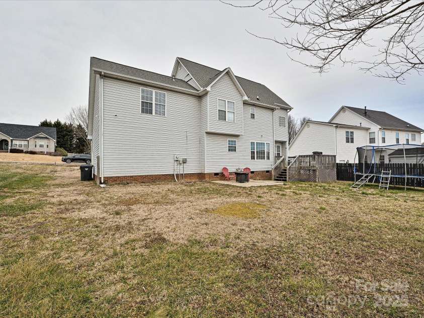 364 Holstein Drive, Dallas, NC 28034.  MLS# CAR4218494, YatesRealty ID 1600. 