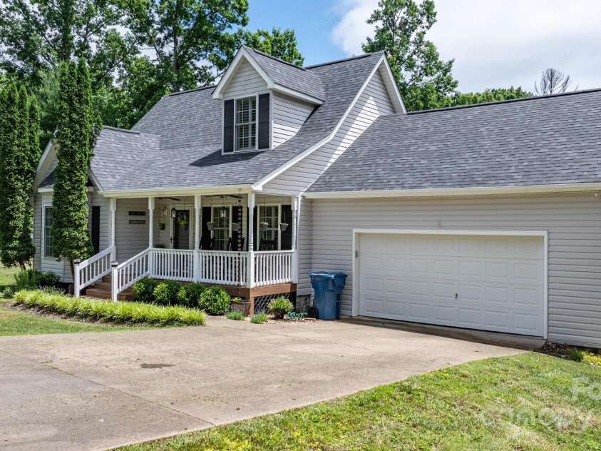 1321 Birch Drive, Morganton, NC 28655.  MLS# CAR4312396, YatesRealty ID 16003. 