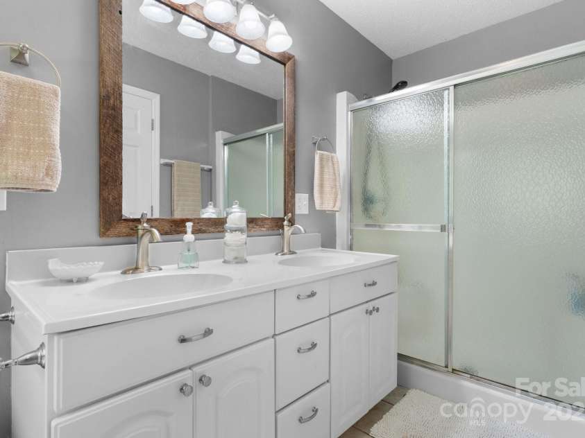 1321 Birch Drive, Morganton, NC 28655.  MLS# CAR4312396, YatesRealty ID 16003. 