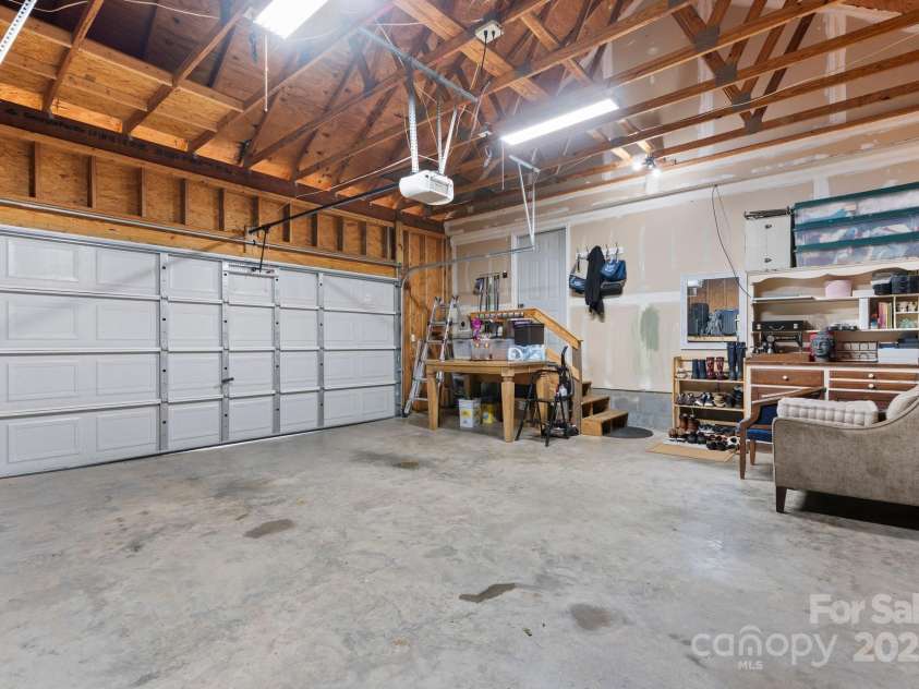 1321 Birch Drive, Morganton, NC 28655.  MLS# CAR4312396, YatesRealty ID 16003. 